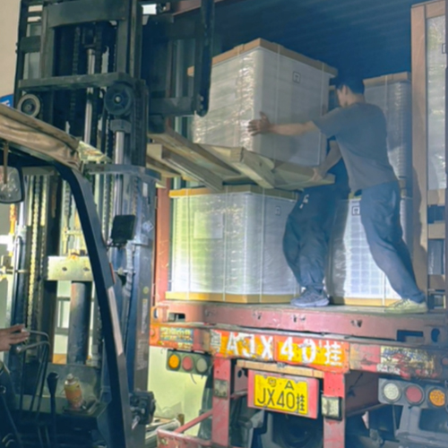 긴급 배송, 폭풍 또는 빛